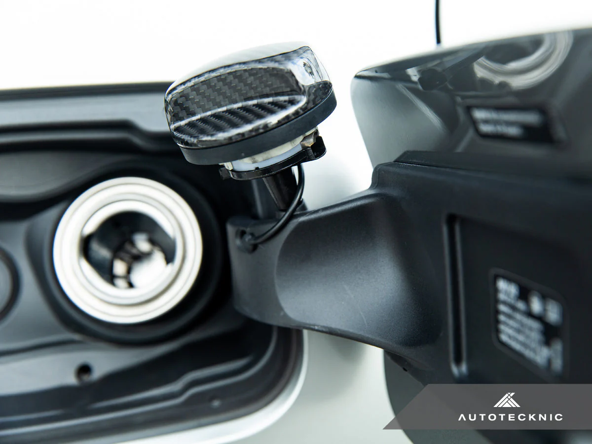 AutoTecknic Dry Carbon Competition Fuel Cap Cover - F10 5-Series - Image 4