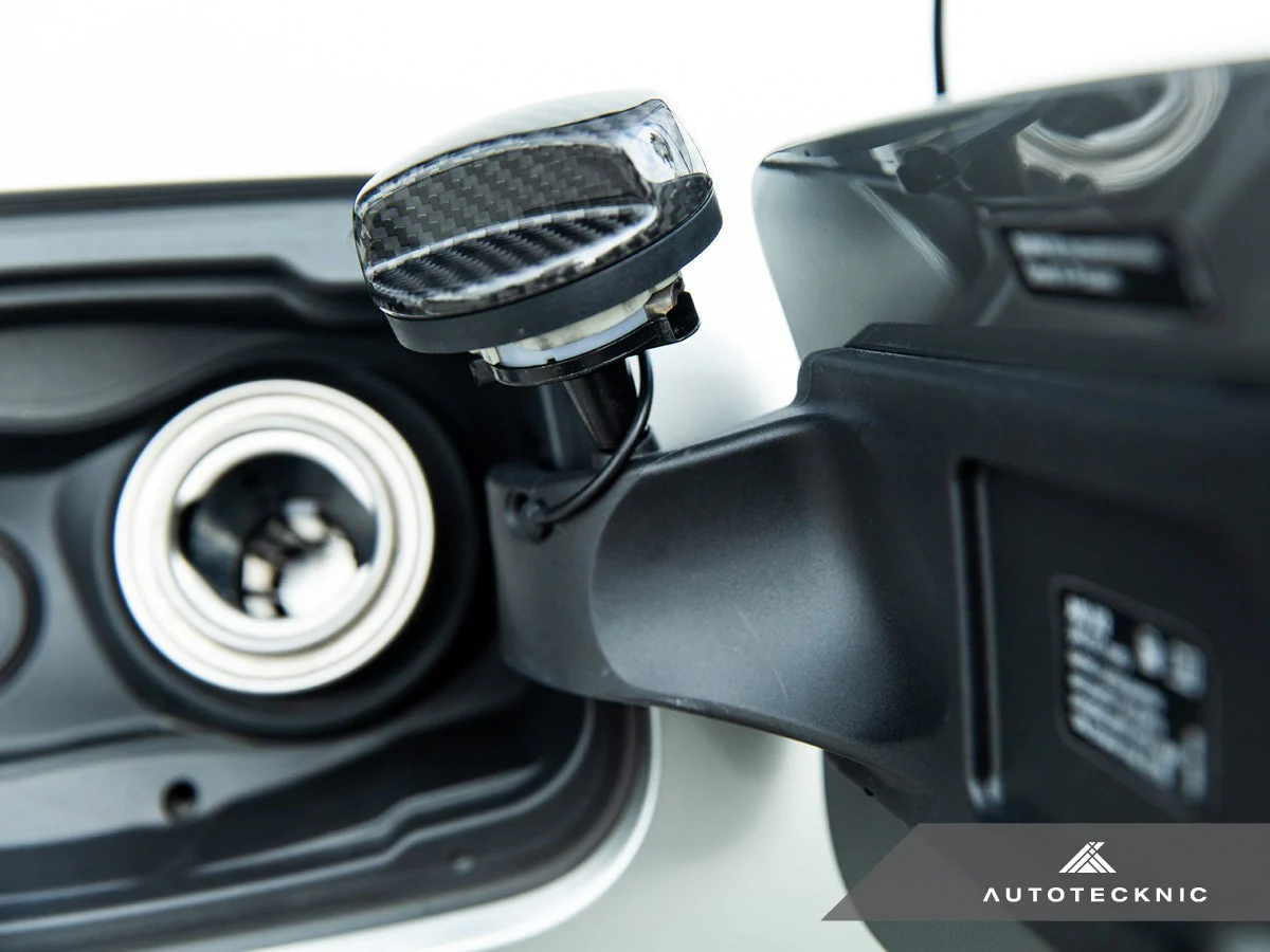 AutoTecknic Dry Carbon Competition Fuel Cap Cover - F15 X5 | F16 X6 - Image 4