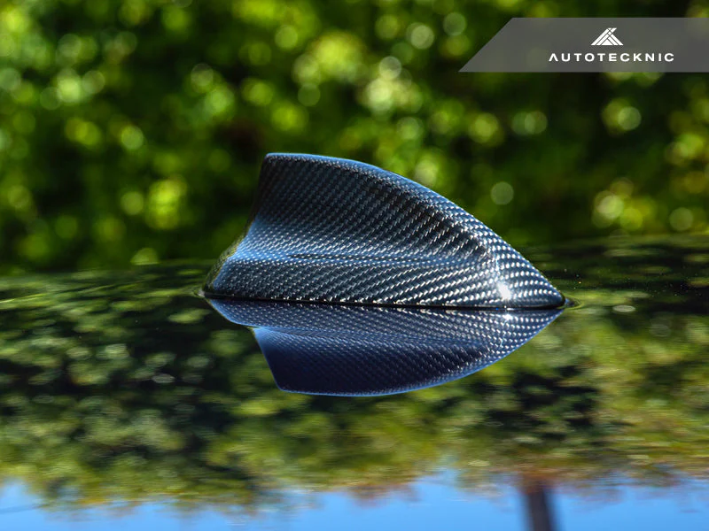 AutoTecknic Dry Carbon Roof Antenna Cover - G20 3-Series Pre-LCI - Image 2