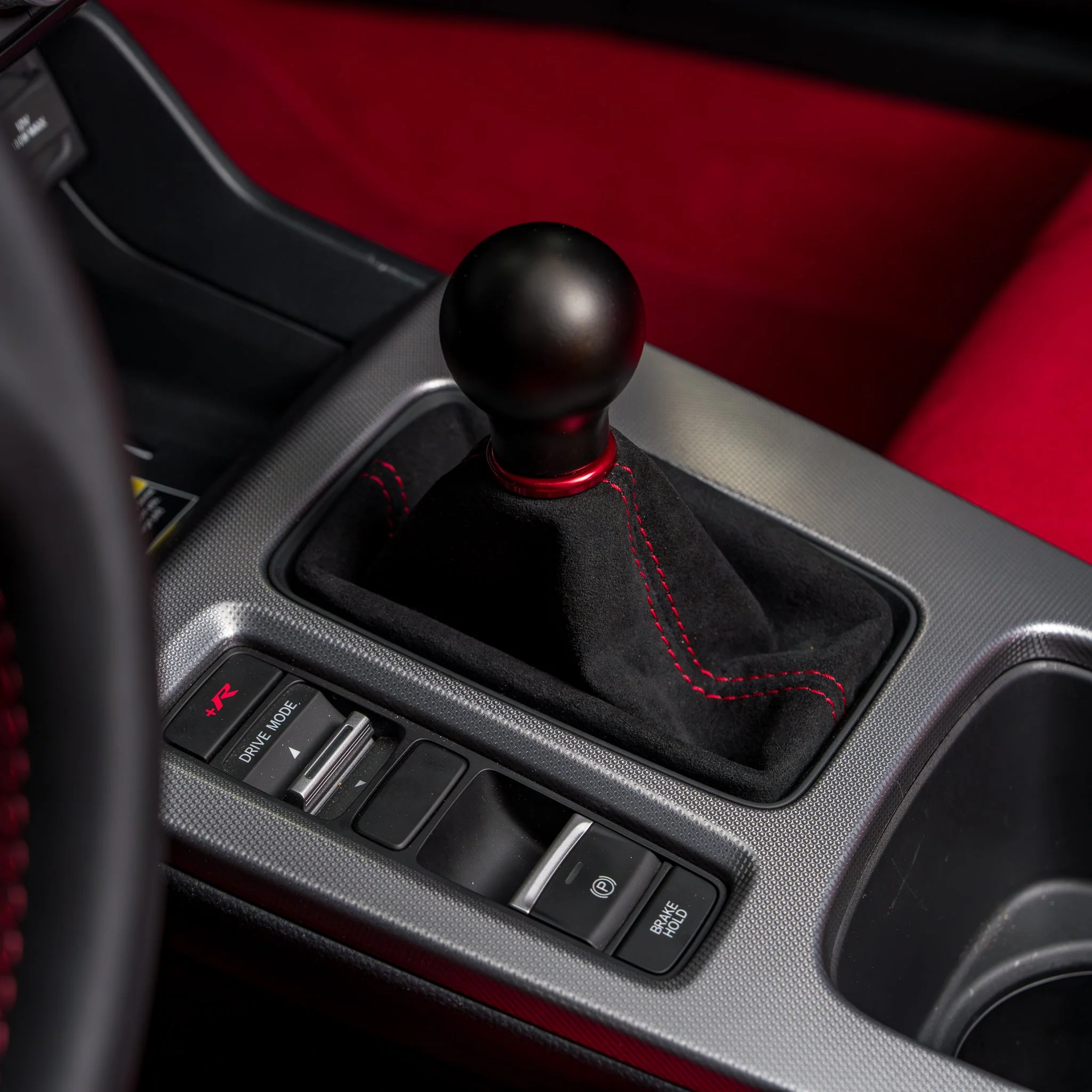 Billetworkz Premium Alcantara Shift Boot – Honda Civic Si/Type R 2023+ - Image 2