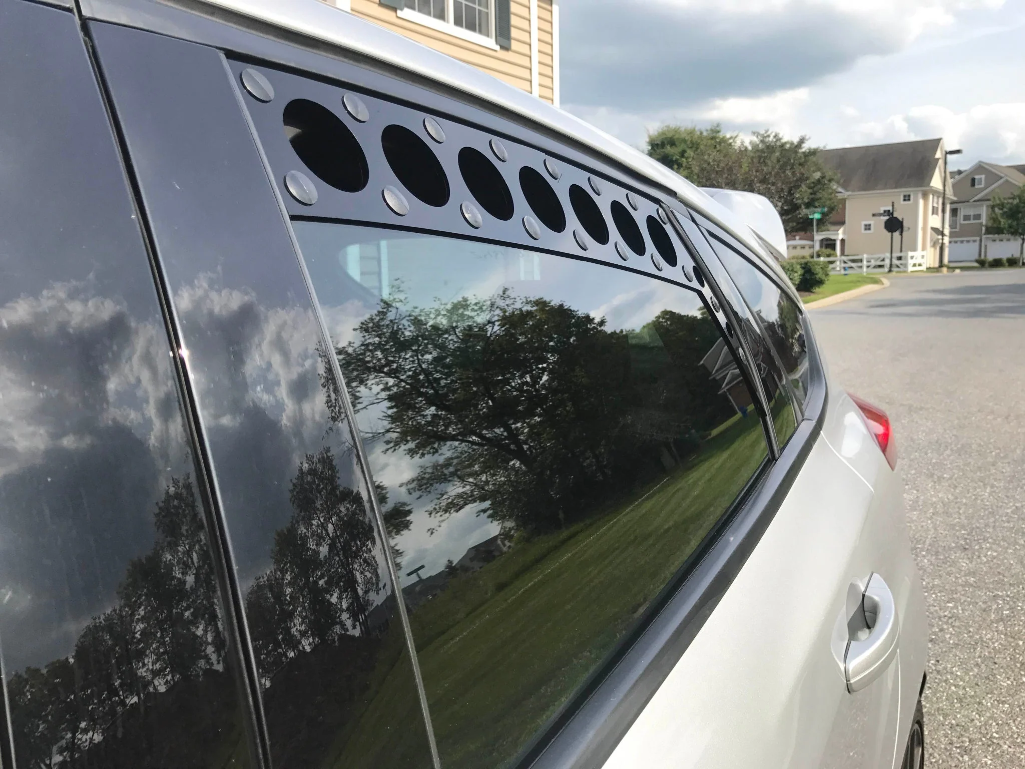 Billetworkz Window Vents Ford Focus ST / RS 2013+ - Image 2