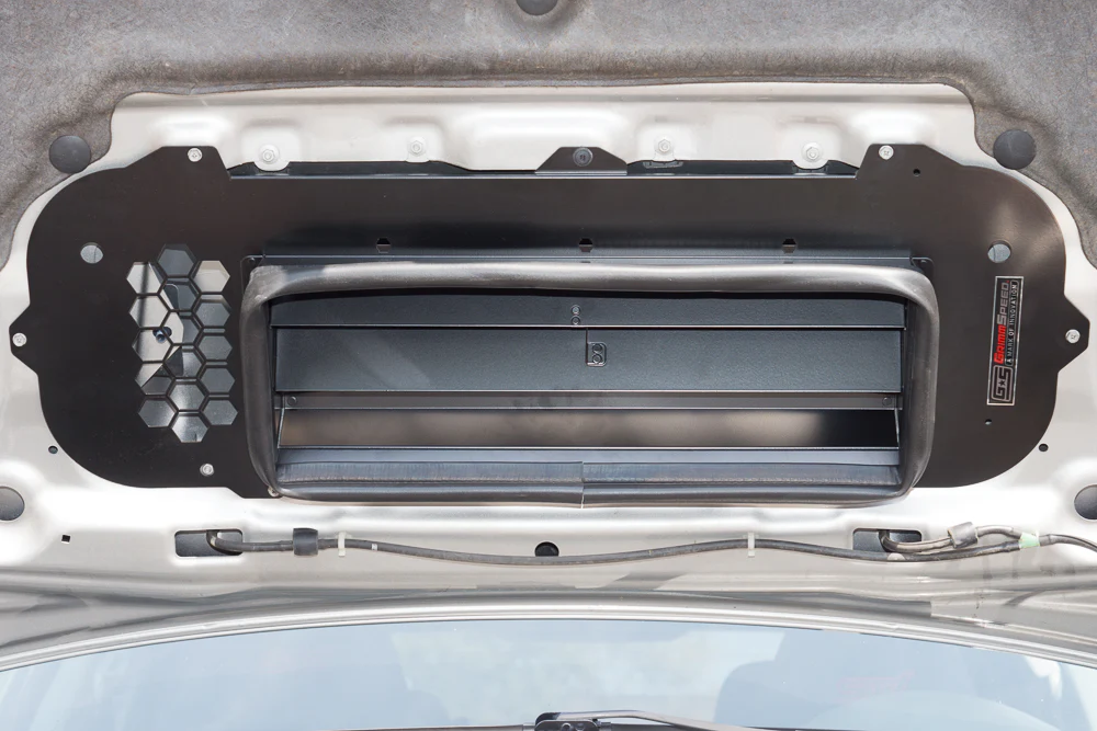 GrimmSpeed Top Mount Intercooler Splitter For Subaru 02-03 WRX w/JDM STI Scoop - Image 7