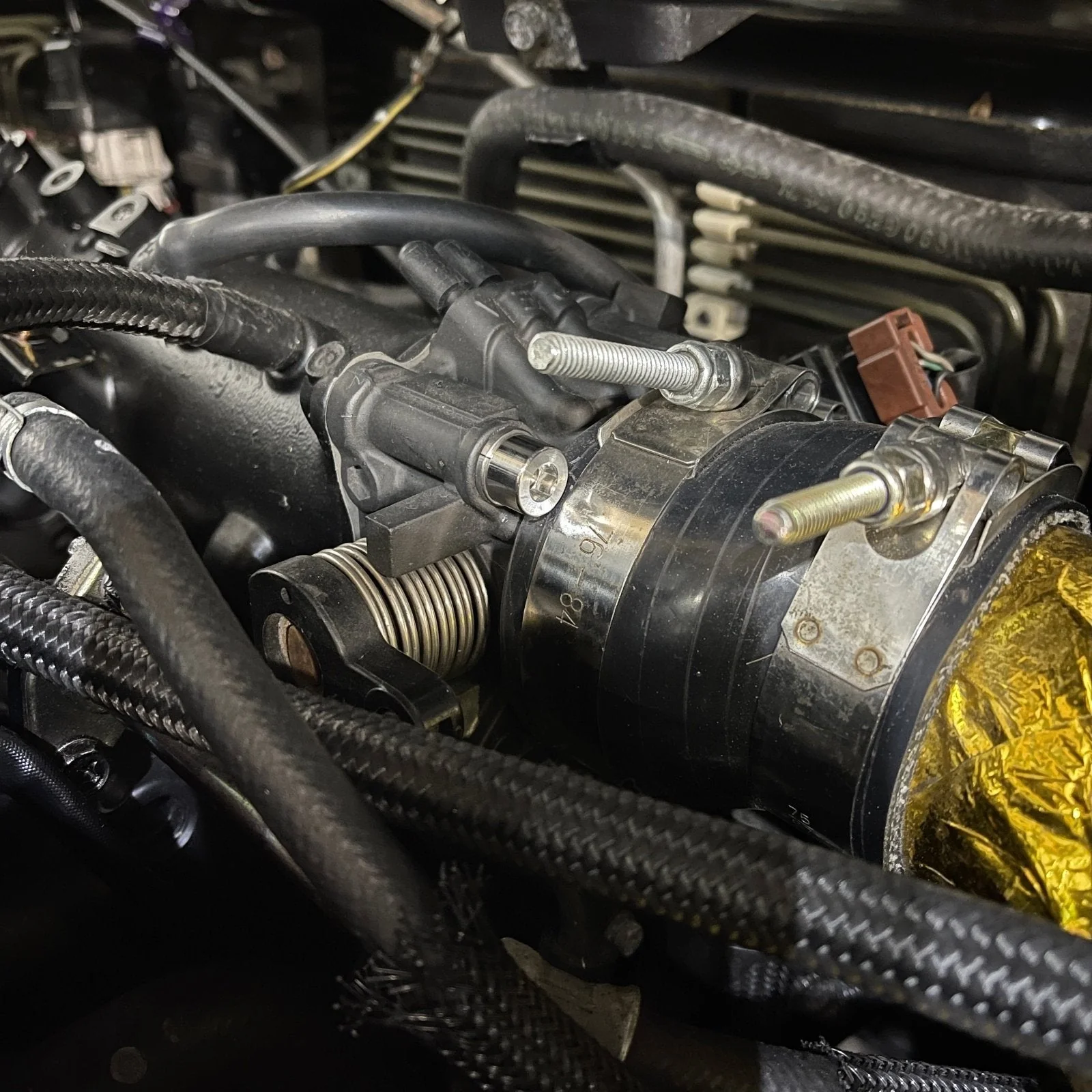 JDC Titanium Stock/S90 Throttle Body Hardware Kit | Evo 7/8/9 - Image 3