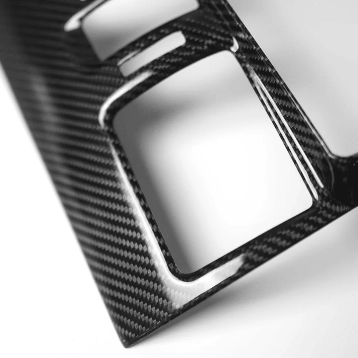 JDMuscle iDoing/Dasaita Head Unit Carbon Fiber Tirm Cover [15-21 WRX/STI ,14-15 Imprezza,14-18 Crosstrek/XV, 14-18 Forester] - Image 2