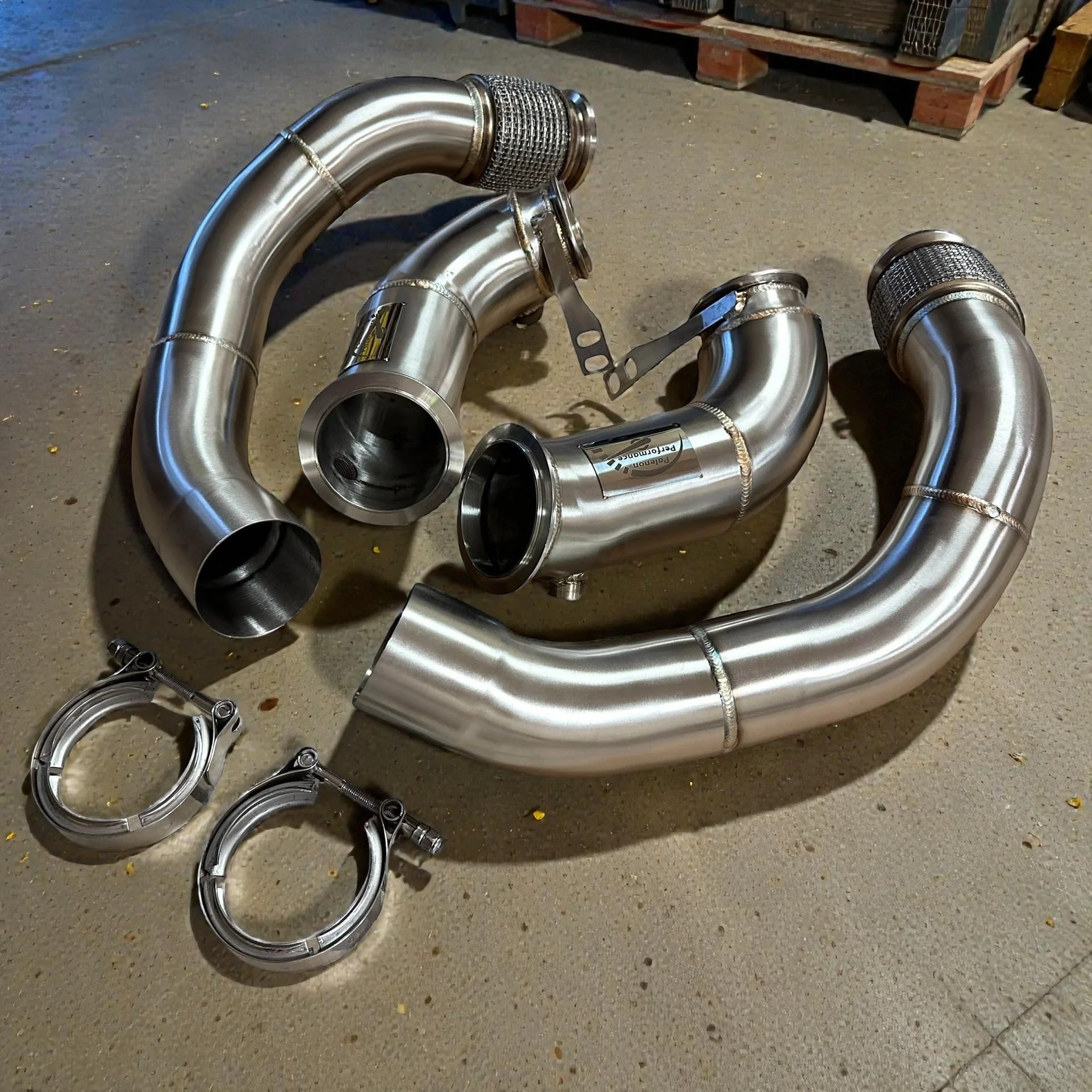 Racing Downpipes For BMW F90 M5 & F91, F92, F93 BMW M8