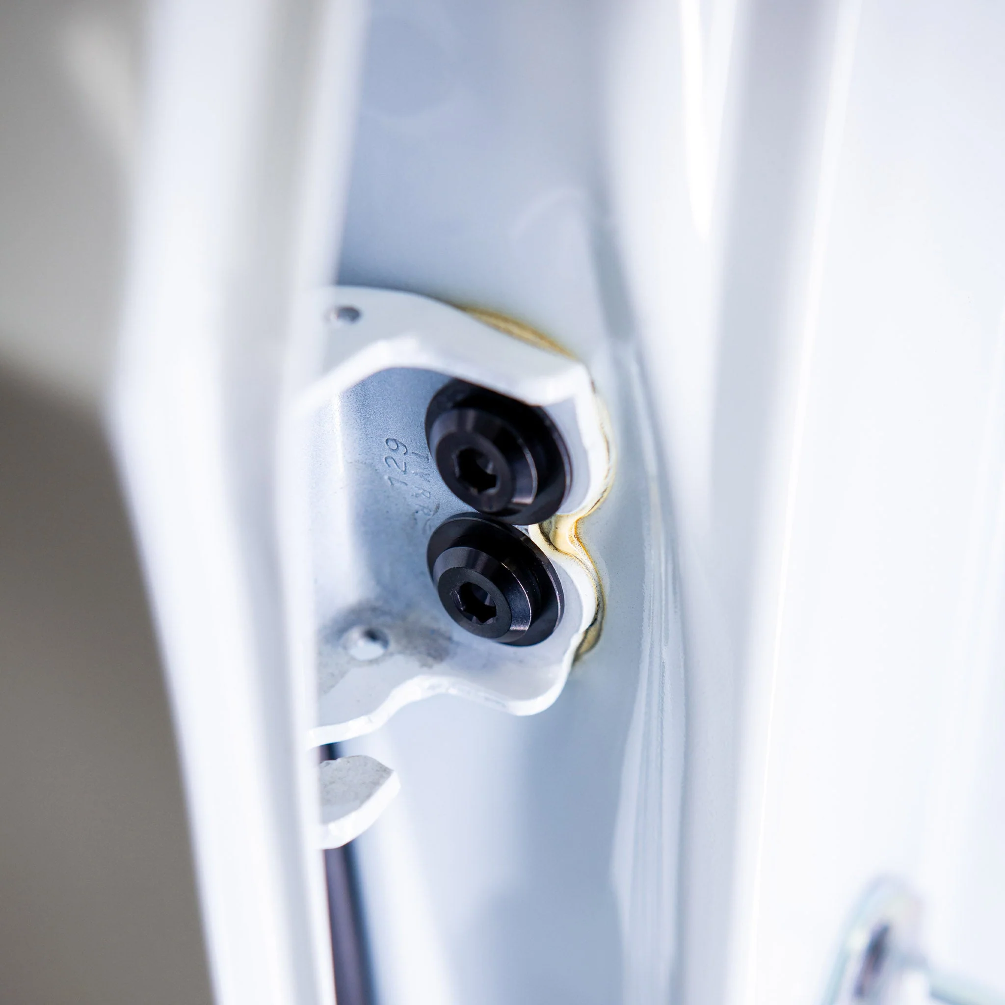 Titanium Hardware Door Kit - Honda Civic Si (2022+) - Image 4