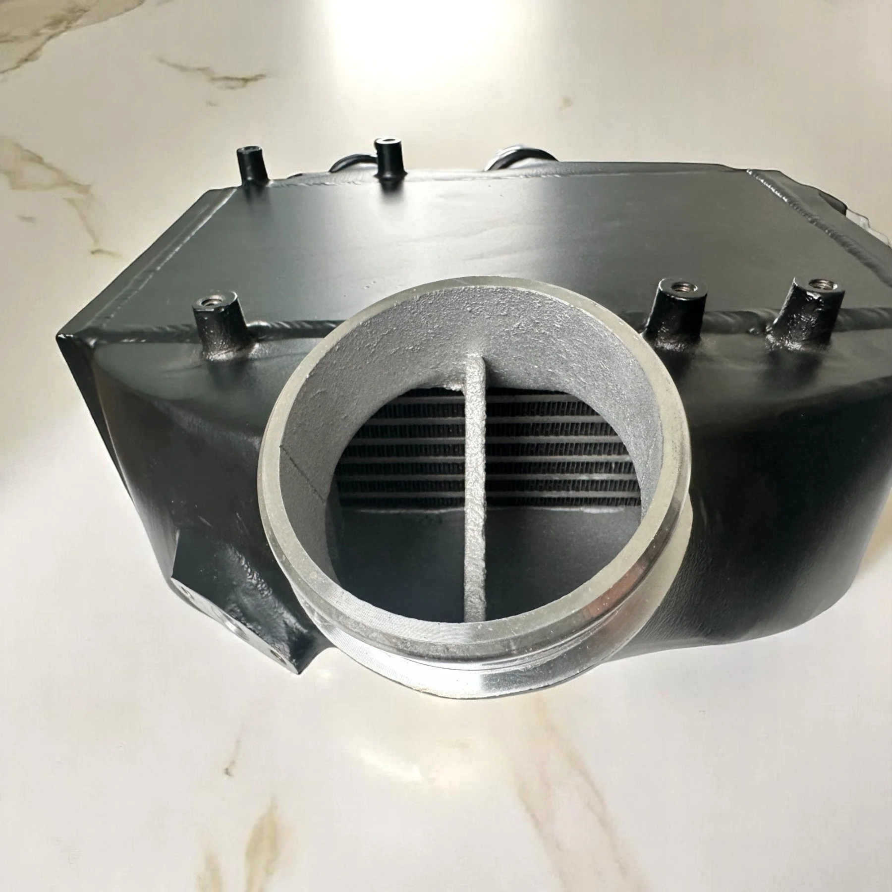 Top Mount S55 Intercooler For BMW F80 M3, F87 M2, F82/F83 M4 - Image 4